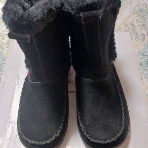 Cozy Black Ankle Boots